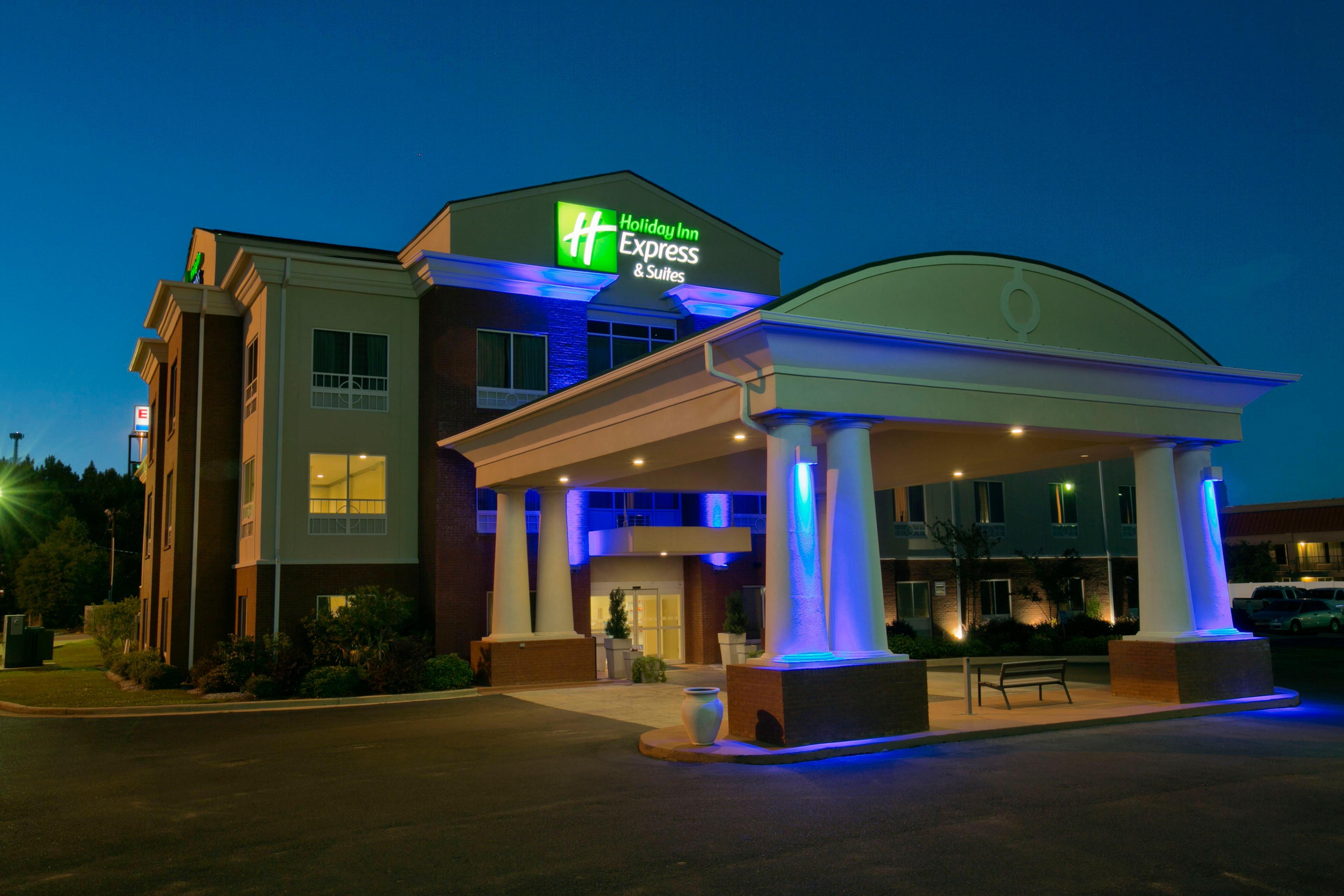 Holiday Inn Express & Suites Brookhaven By Ihg Esterno foto