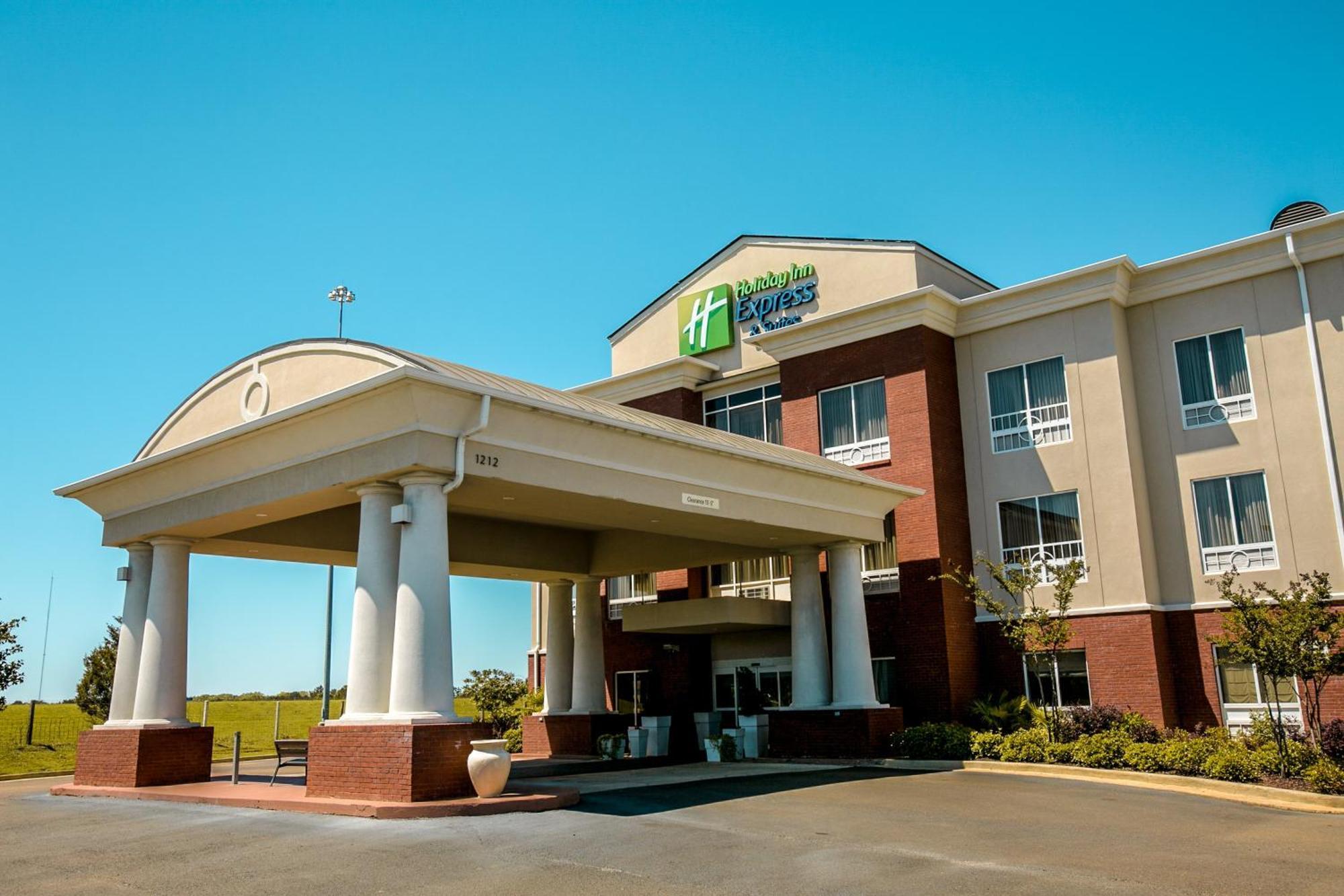 Holiday Inn Express & Suites Brookhaven By Ihg Esterno foto
