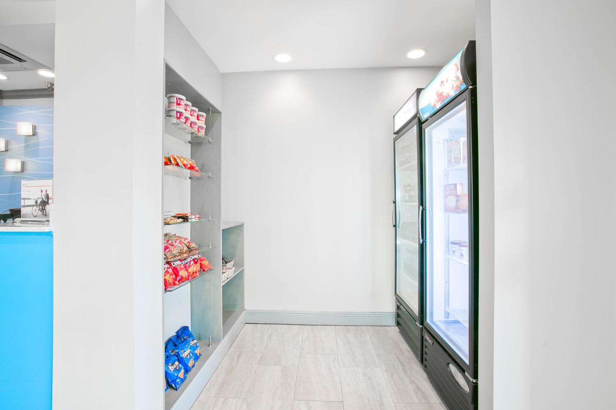 Holiday Inn Express & Suites Brookhaven By Ihg Esterno foto